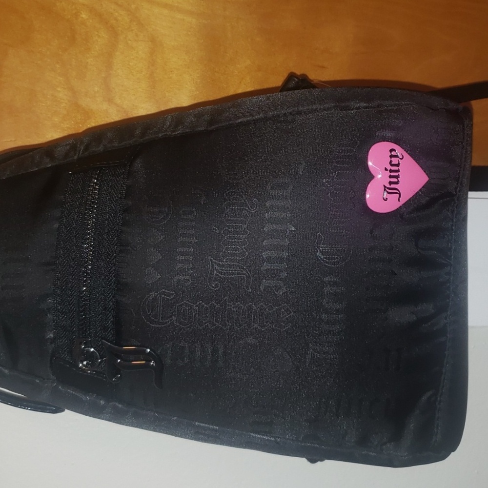 Juicy Couture sling - Picture 3 of 5